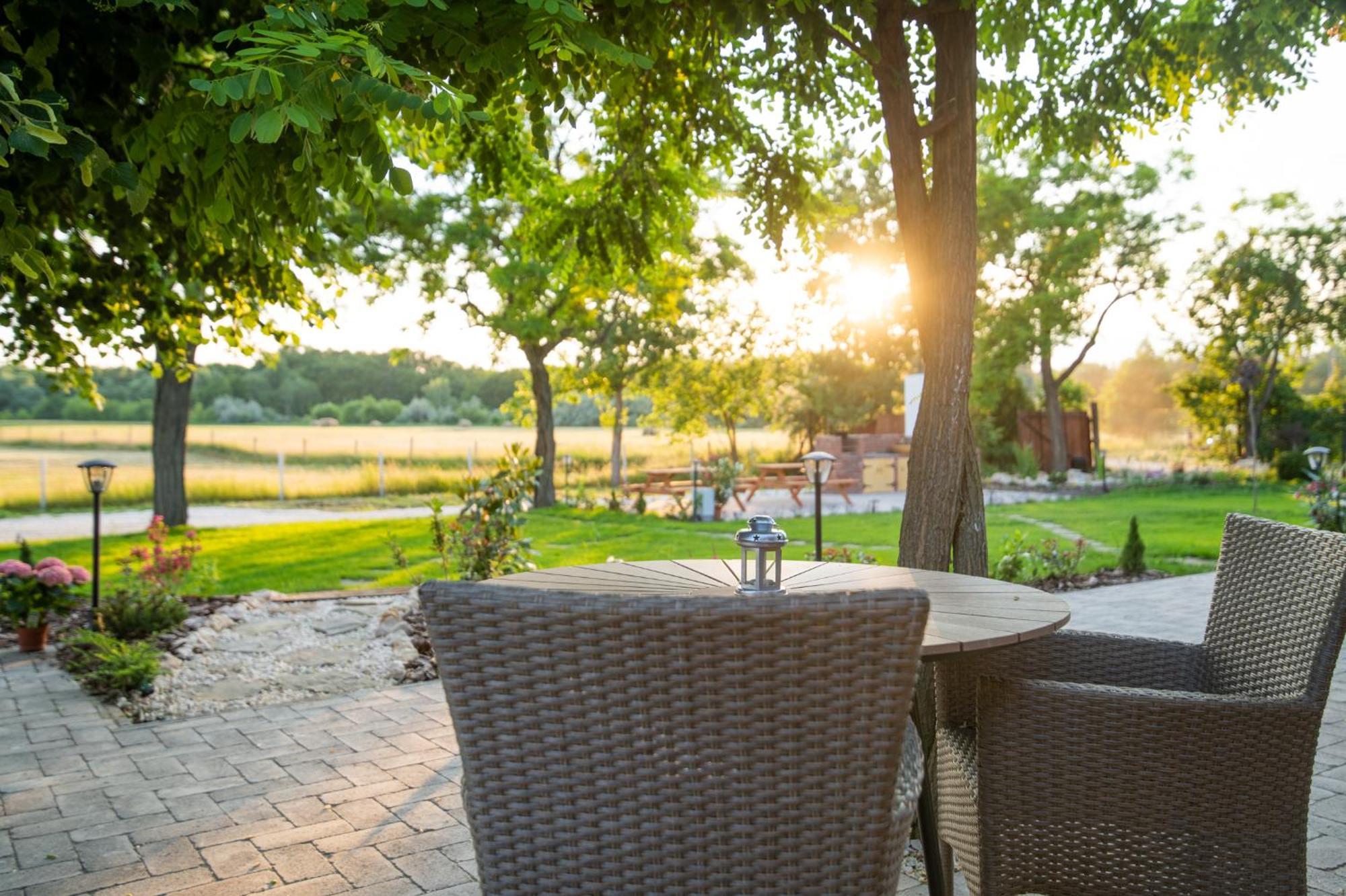 Natura Apartman Tiszafüred Bagian luar foto